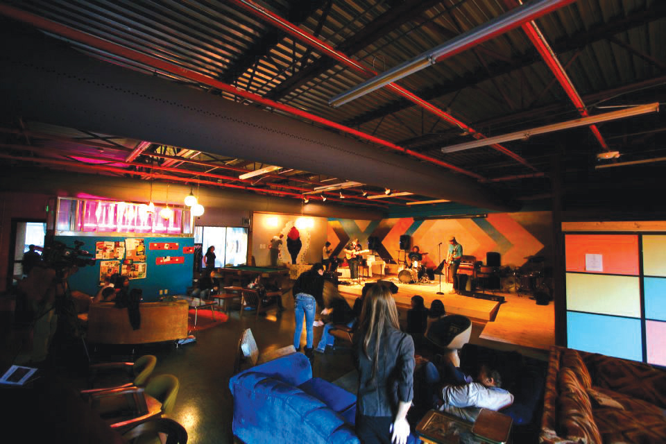 DesCor Helps Transform Midtown Cafeteria into Urban Lounge for Teens