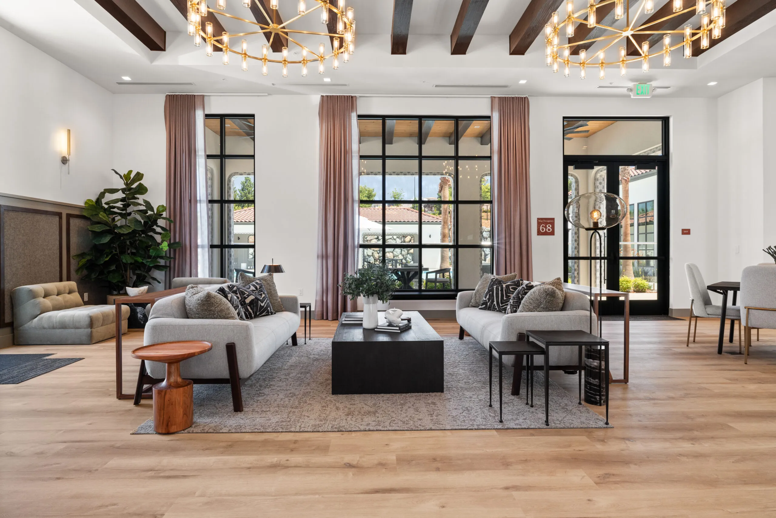 Broadstone Villas