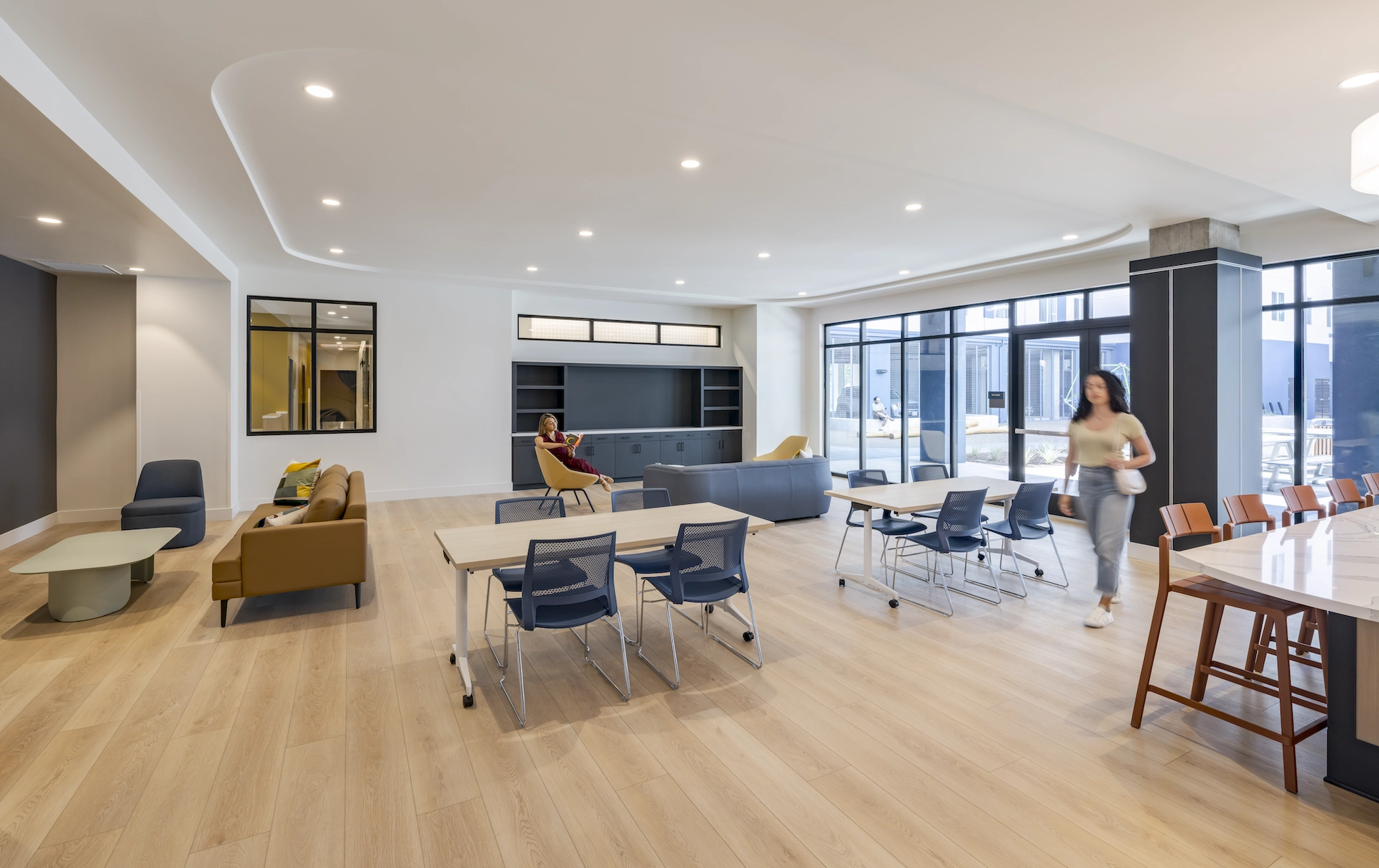 RIVO Apartments