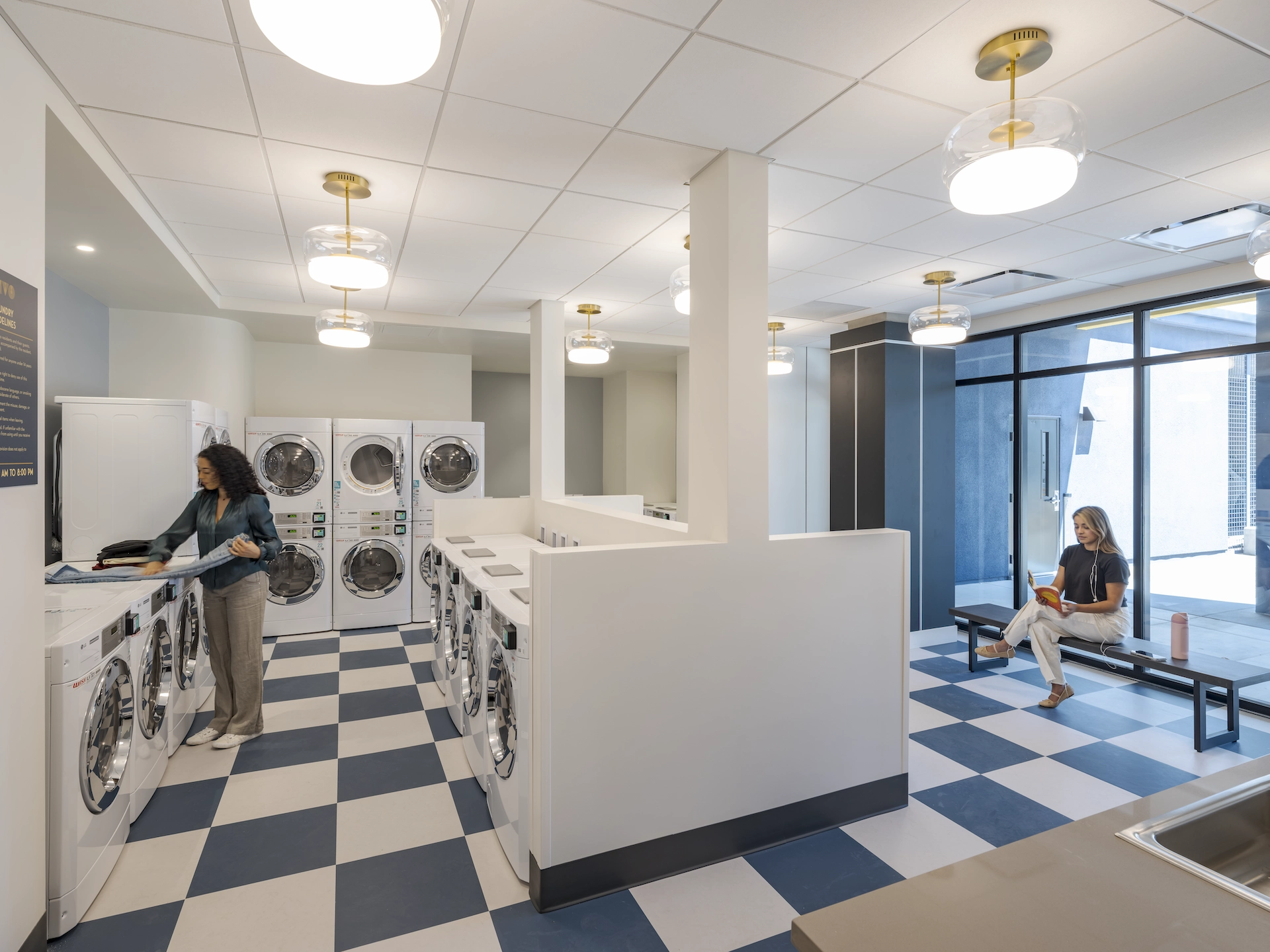 RIVO Apartments