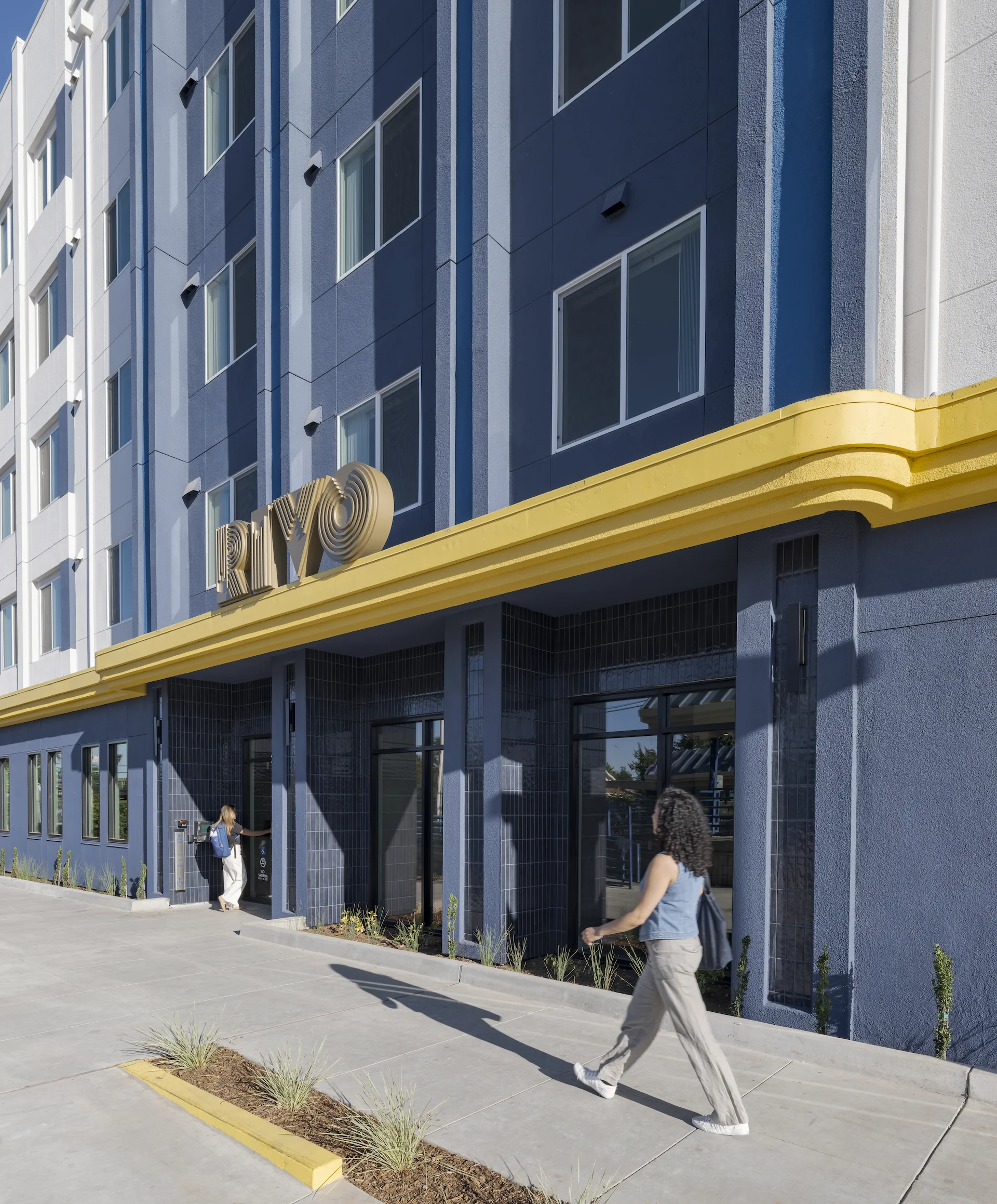RIVO Apartments