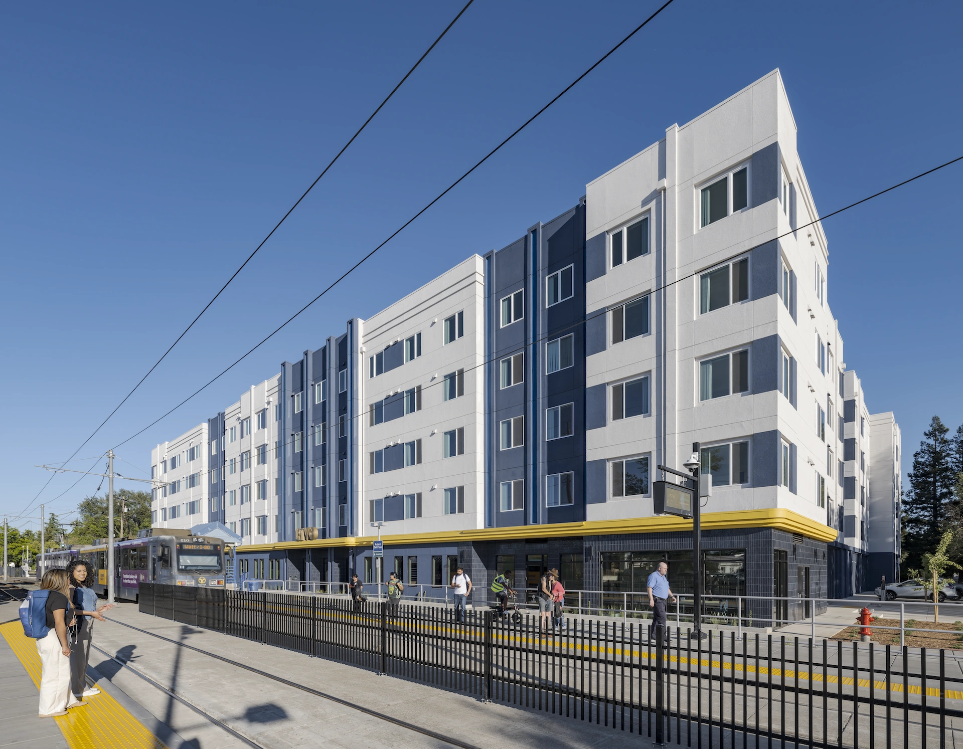 RIVO Apartments